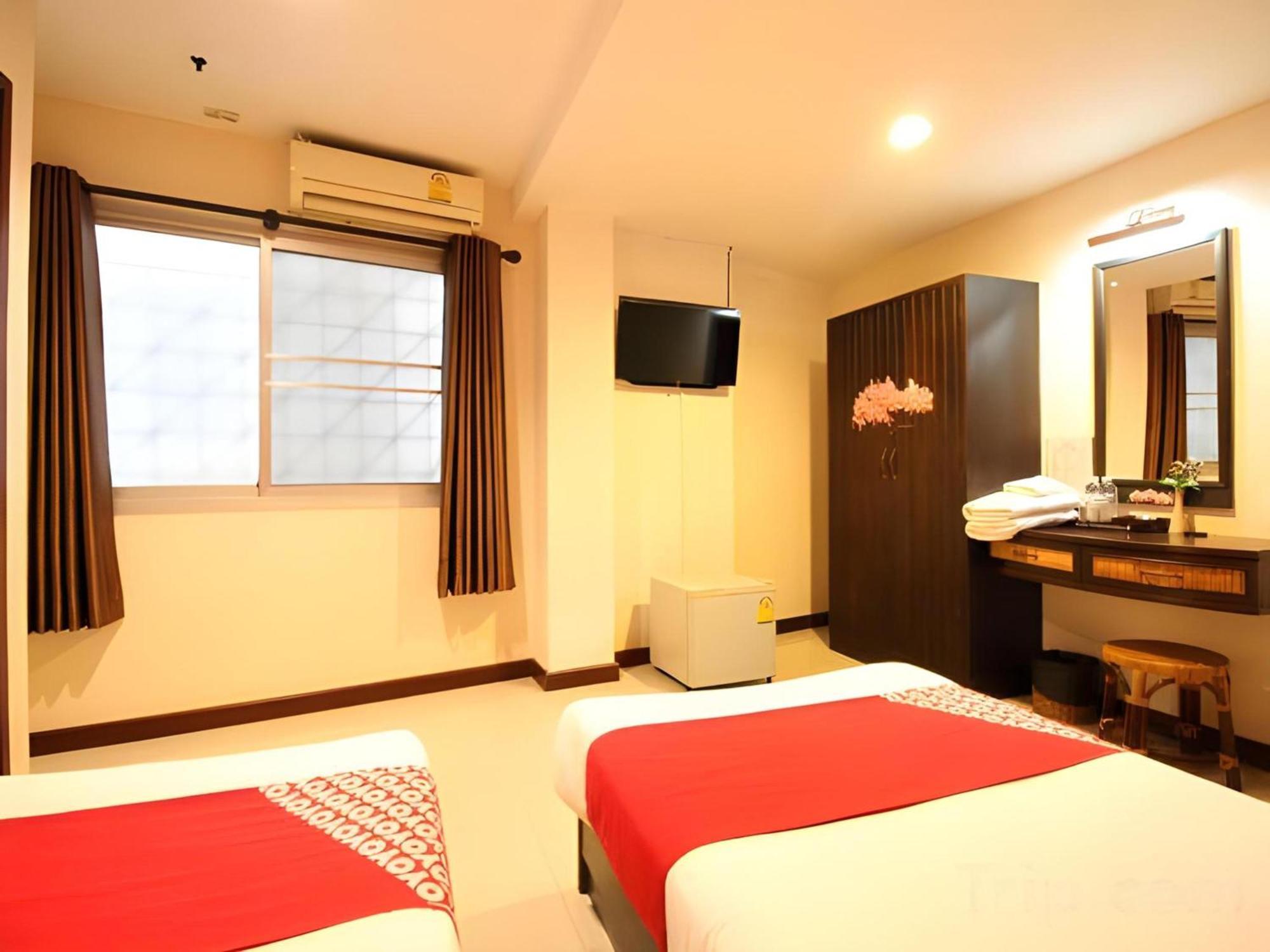 Pannee Lodge Khaosan - Sha Plus Bangkok Exterior photo