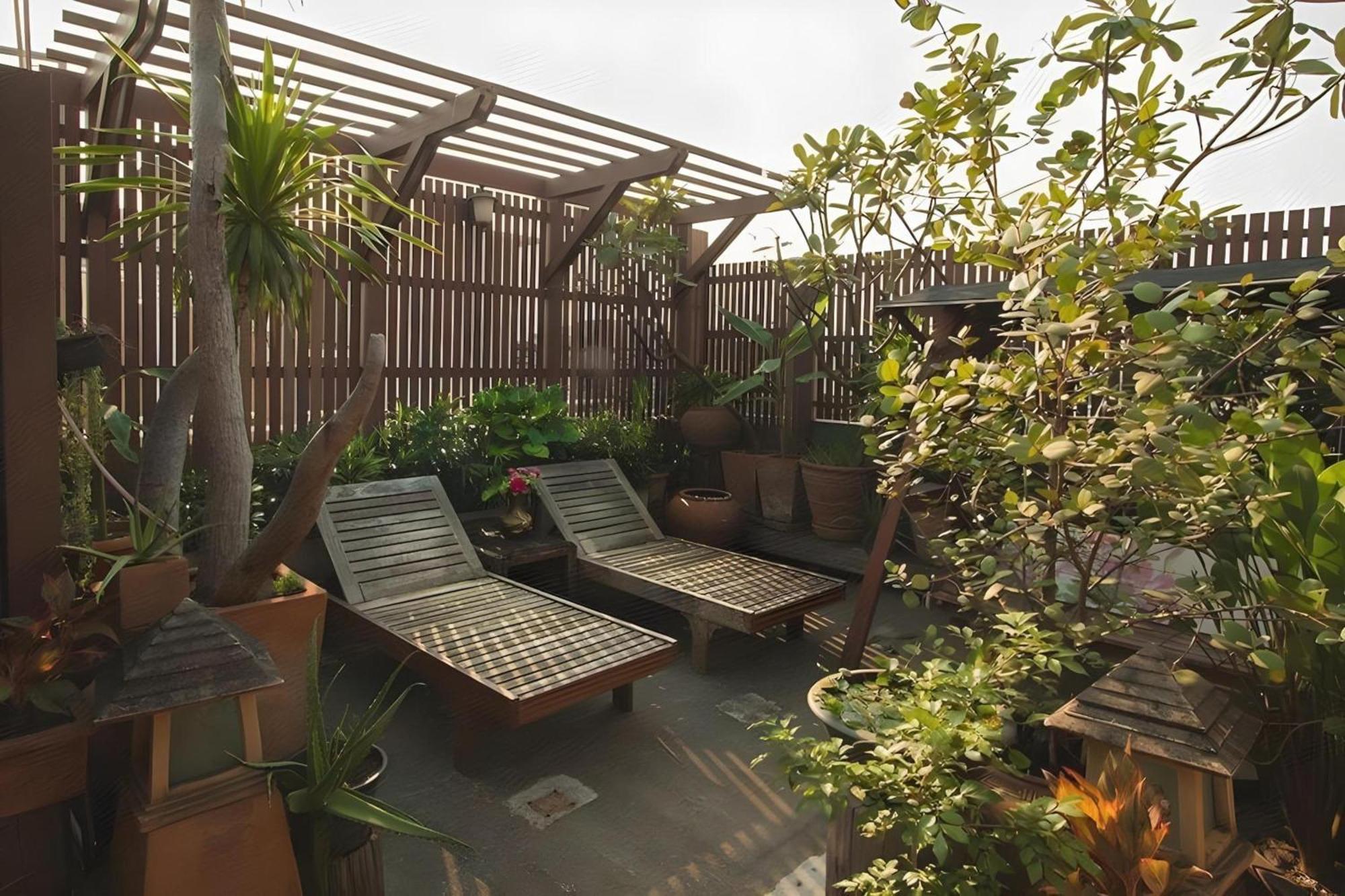 Pannee Lodge Khaosan - Sha Plus Bangkok Exterior photo